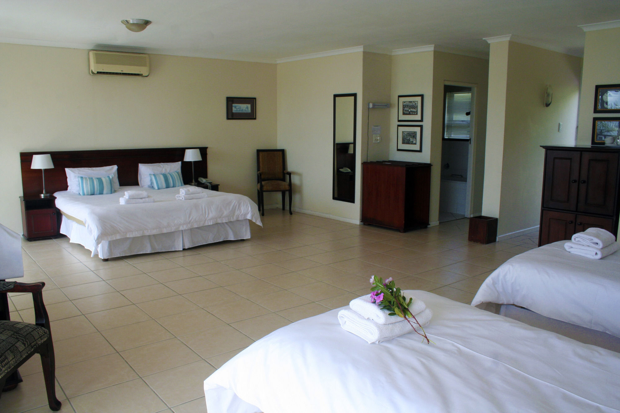 Hotel Chapman And Conference Centre